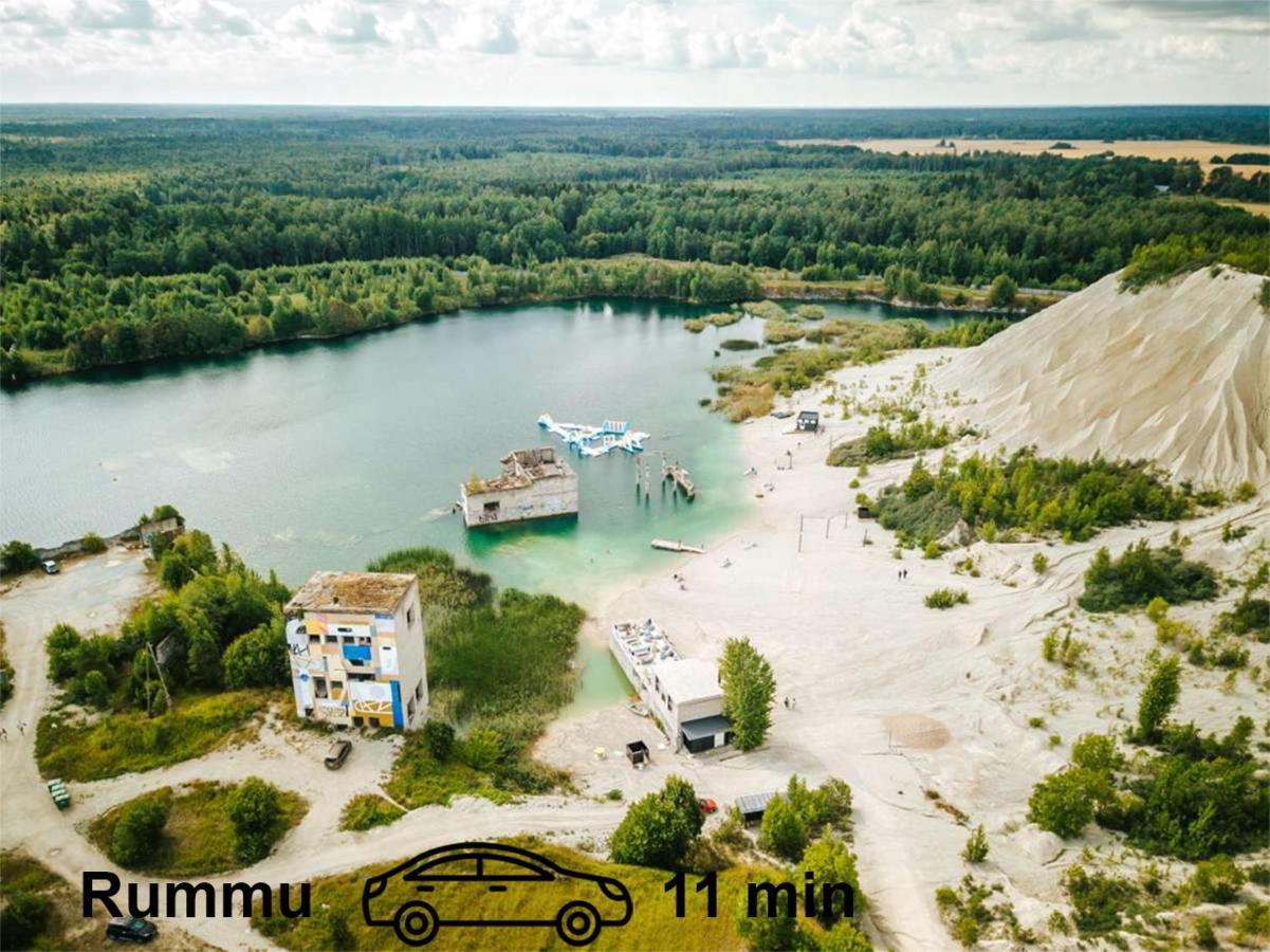 Uneallika Puhkemaja-Kuelalistemaja Pae Esterno foto